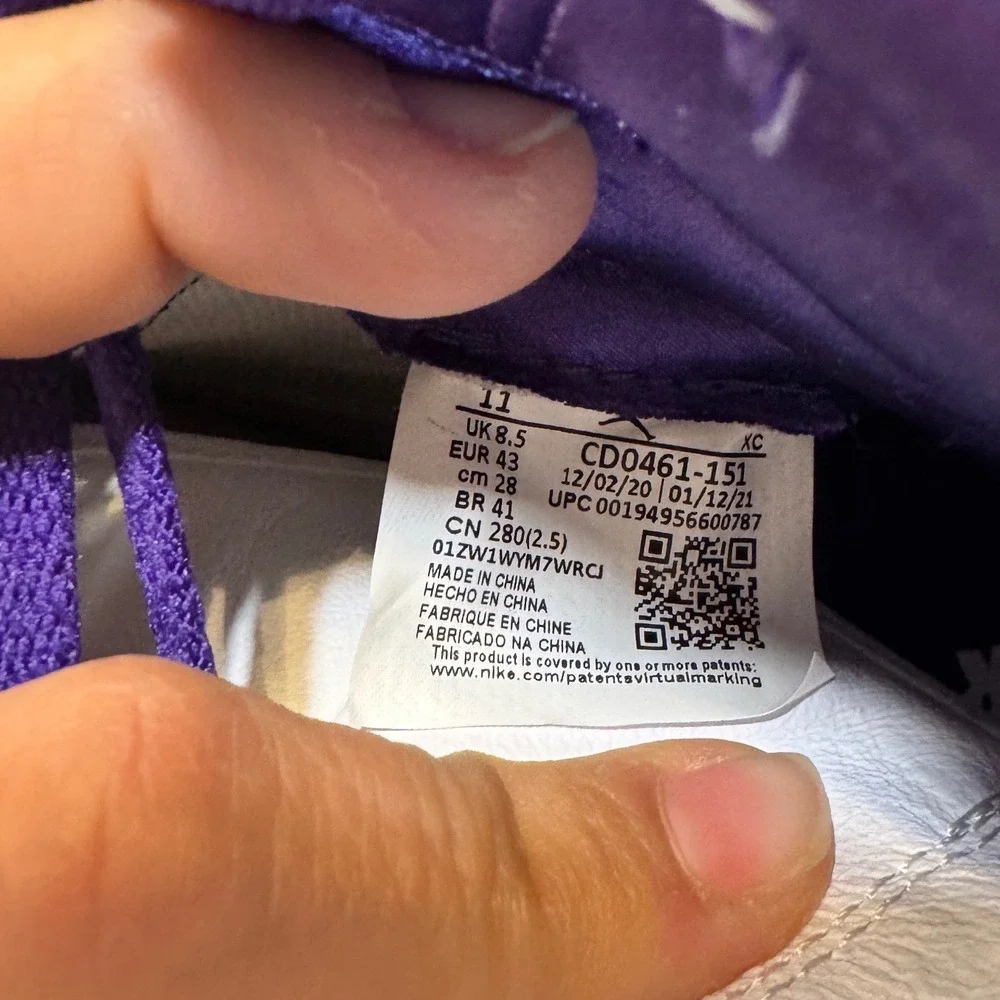 Nike Air Jordan 1 High OG Court Purple Women's Size 11 White Purple CD0461-151 - Picture 8 of 9